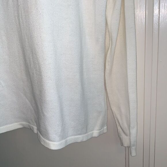 Yarnworks cream colored turtleneck sweater - Picture 3 of 10